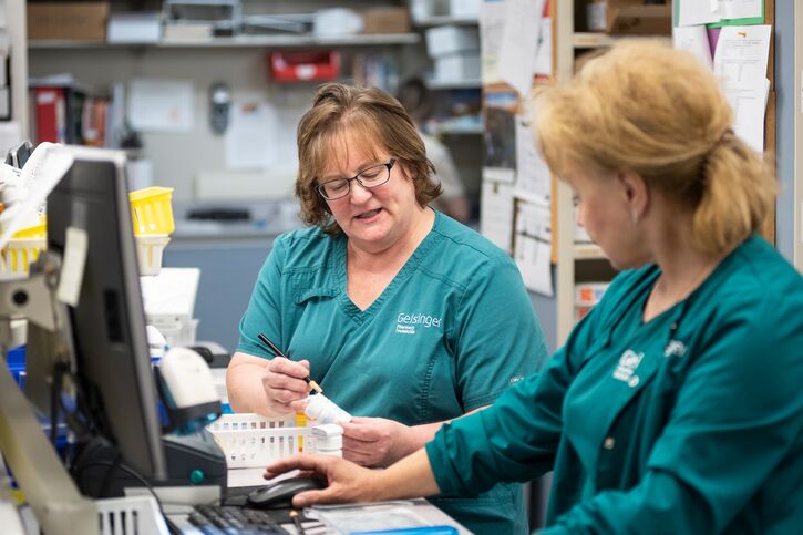 Two pharmacists working